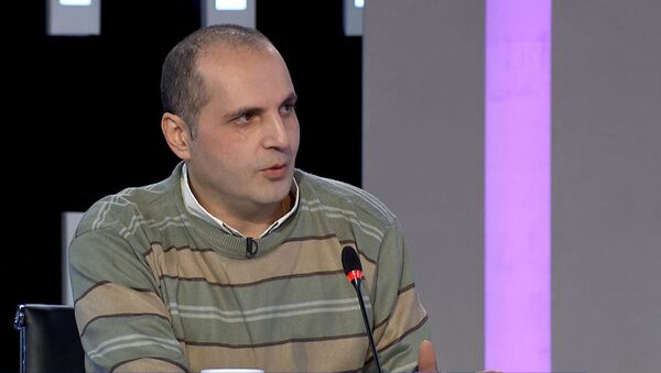 Политолог Акакий Цомая - Sputnik Армения
