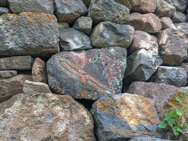 Когда в тылу крепость Ашота Железного: жители села Техеник в Армении хотят лишь одного - Sputnik Армения