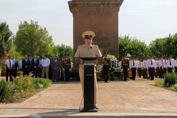 Ошаканская битва стала символом нерушимого братства Армении и России – дипломат Ошаканская битва стала символом нерушимого братства Армении и России – дипломат - Sputnik Армения