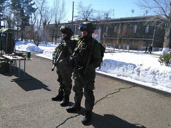 Мероприятие посвященное акции «Есть такая профессия – Родину защищать» Мероприятие посвященное акции «Есть такая профессия – Родину защищать» - Sputnik Արմենիա