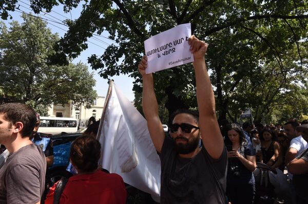 Правительство Армении не видит оснований для новой экспертизы по Амулсару - Sputnik Армения