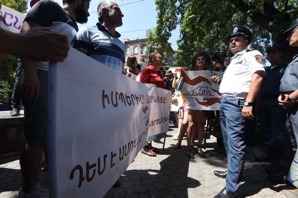 Правительство Армении не видит оснований для новой экспертизы по Амулсару - Sputnik Армения