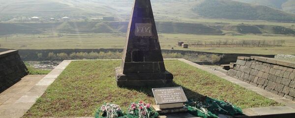 Обелиск подвигу отряду Иосифа Монтрезора Обелиск подвигу отряду Иосифа Монтрезора - Sputnik Արմենիա