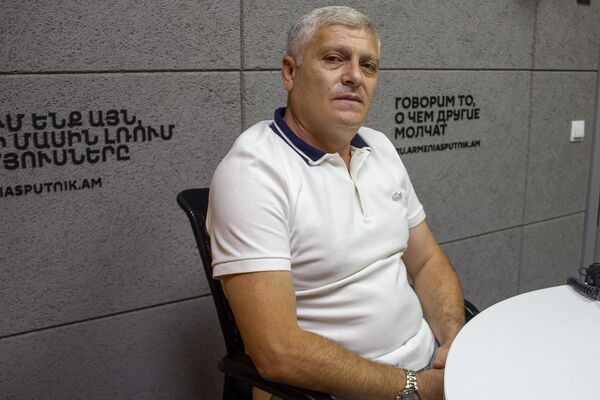 Думали, 0:2 - это ничья: Григорян рассказал про веселую победу Армении над Бельгией Думали, 0:2 - это ничья: Григорян рассказал про веселую победу Армении над Бельгией - Sputnik Армения