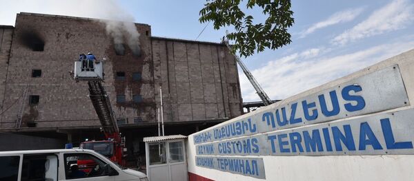 Пожар на холодильном комбинате Дзюник сарнаран - Sputnik Արմենիա