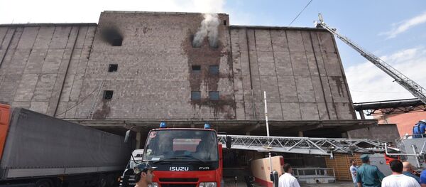 Пожар на холодильном комбинате Дзюник сарнаран - Sputnik Армения