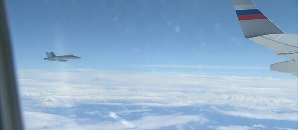 Акт гостеприимства в небе над Женевой - Sputnik Армения