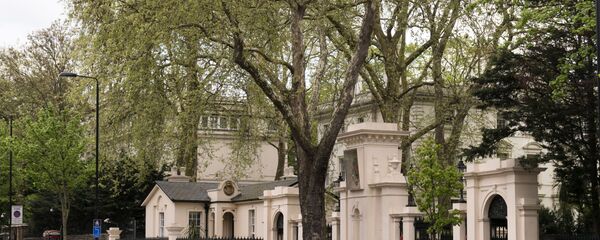Консульский отдел посольства России в Великобритании на Kensington Palace Gardens в Лондоне. - Sputnik Армения