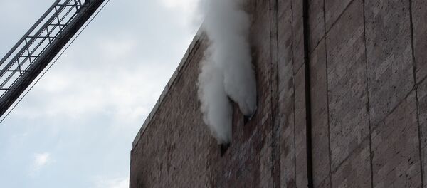 Пожар на холодильном комбинате Дзюник сарнаран - Sputnik Արմենիա