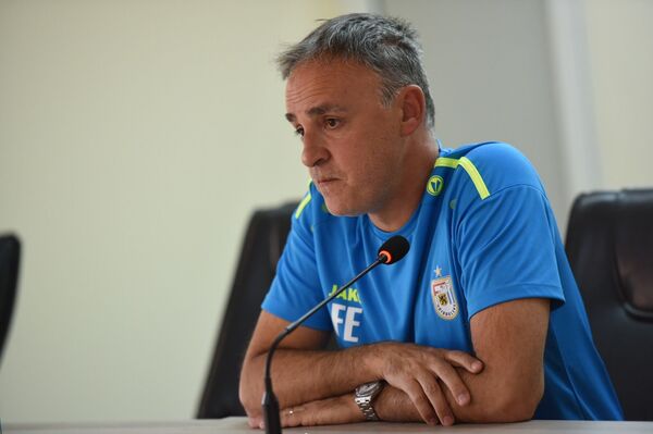 Матч завершился, но игра – нет: тренеры разобрали встречу Арарат-Армения — Дюделанж - Sputnik Армения