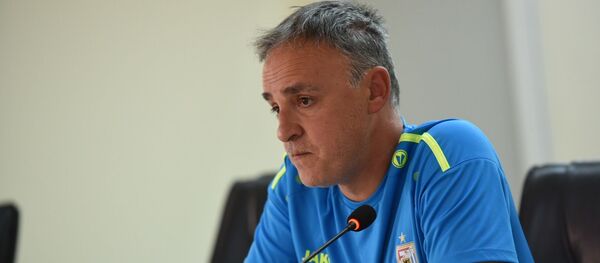 Эмилио Феррера тренер команды Дюделанж (21.08.2019) Еревaн - Sputnik Армения