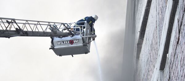 Пожар в Малатия молл (24.08.2019) Еревaн Пожар в Малатия молл (24.08.2019) Еревaн - Sputnik Արմենիա