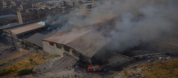 «Մալաթիա մոլում» այսօր խոշոր հրդեհ էր բռնկվել։  - Sputnik Արմենիա