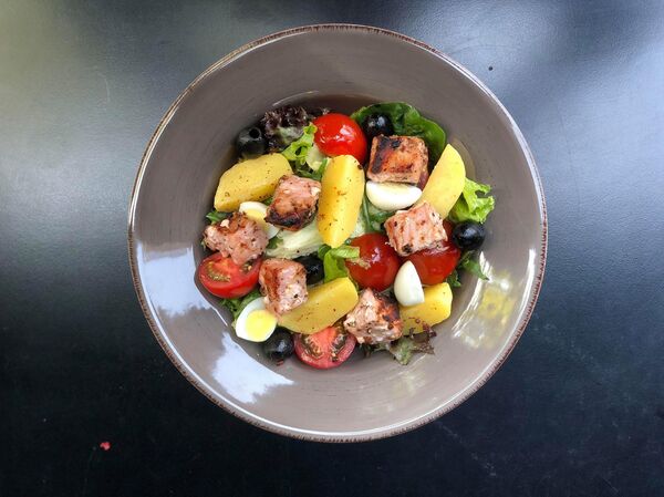 Вкусная Армения: как приготовить восхитительный салат Нисуаз не хуже, чем во Франции Вкусная Армения: как приготовить восхитительный салат Нисуаз не хуже, чем во Франции - Sputnik Армения