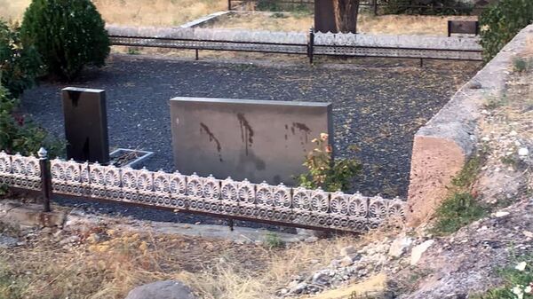 Акт вандализма на кладбище - Sputnik Արմենիա