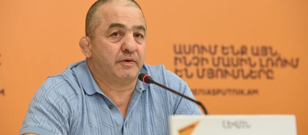 Левон Джулфалакян на пресс-конференции по теме своей отставки (27 августа 2019). Еревaн Левон Джулфалакян на пресс-конференции по теме своей отставки (27 августа 2019). Еревaн - Sputnik Армения
