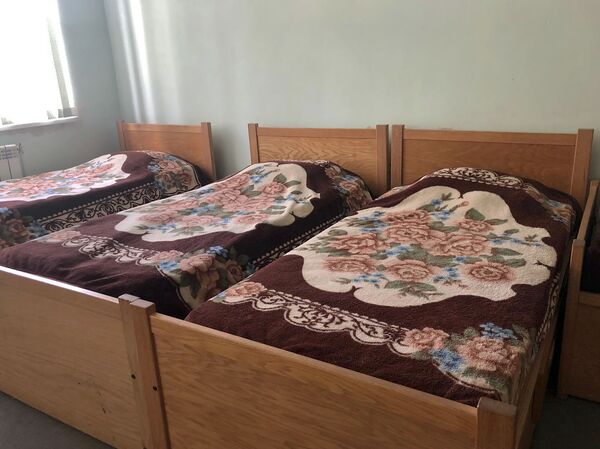 Գիշերօթիկո՞ւմ, թե՞ պայմաններից զուրկ տանը. որտե՞ղ է երեխան ավելի ապահով Գիշերօթիկո՞ւմ, թե՞ պայմաններից զուրկ տանը. որտե՞ղ է երեխան ավելի ապահով - Sputnik Արմենիա