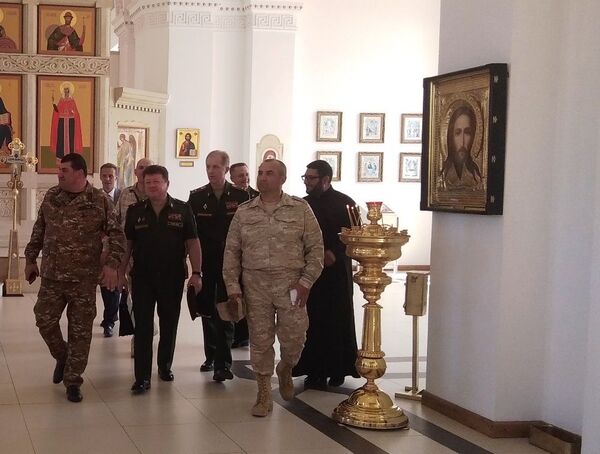 Российские военные полицейские побывали на базе в армянском Гюмри - Sputnik Армения