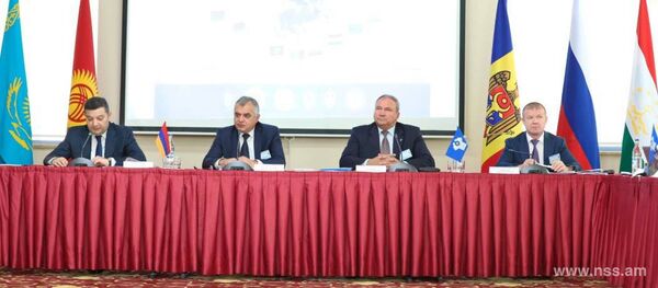 Совместная  командно-штабная тренировка с участием представителей спецслужб и органов безопасности Беларуси, Казахстана, Киргизии, Молдовы, России, Таджикистана и Узбекистана (29 августа 2019). Еревaн - Sputnik Արմենիա