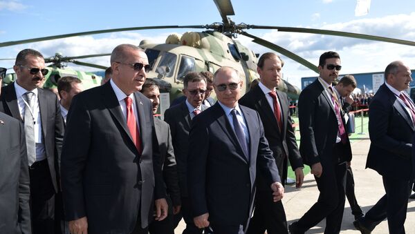 Президент РФ В. Путин и президент Турции Р. Т. Эрдоган посетили авиасалон МАКС 2019 - Sputnik Армения