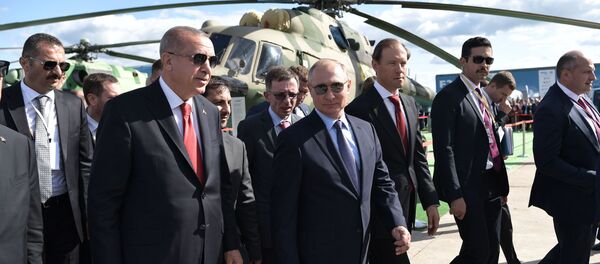 Президент РФ В. Путин и президент Турции Р. Т. Эрдоган посетили авиасалон МАКС 2019 - Sputnik Армения