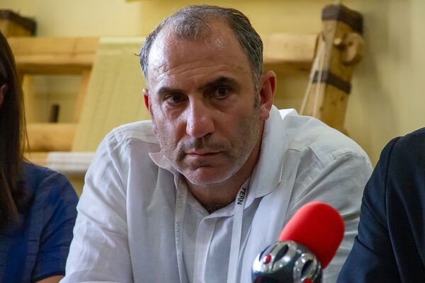 «Ֆրեսկոյի» նախագահը նեղացած է քաղաքապետարանից. փառատոնն ավարտվեց, հայտնի են հաղթողները «Ֆրեսկոյի» նախագահը նեղացած է քաղաքապետարանից. փառատոնն ավարտվեց, հայտնի են հաղթողները - Sputnik Արմենիա