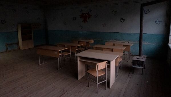 Классная комната школы села Навур Тавушской области - Sputnik Արմենիա
