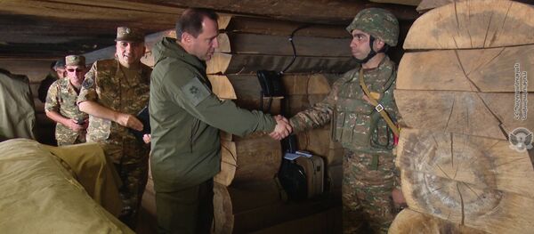 Рабочий визит министра обороны Армении в Нагорный Карабах (31.08.2018) - Sputnik Армения