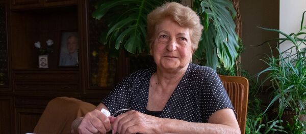 Бывший директор школы им Чехова Александрян Мери Аршавировна Бывший директор школы им Чехова Александрян Мери Аршавировна - Sputnik Արմենիա