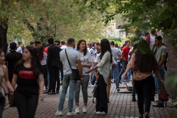 «Մենք ոչ թե անձերի դեմ ենք, այլ ուսման կողմնակից». ՀՊՏՀ–ի ուսանողները դասադուլ են անում - Sputnik Արմենիա