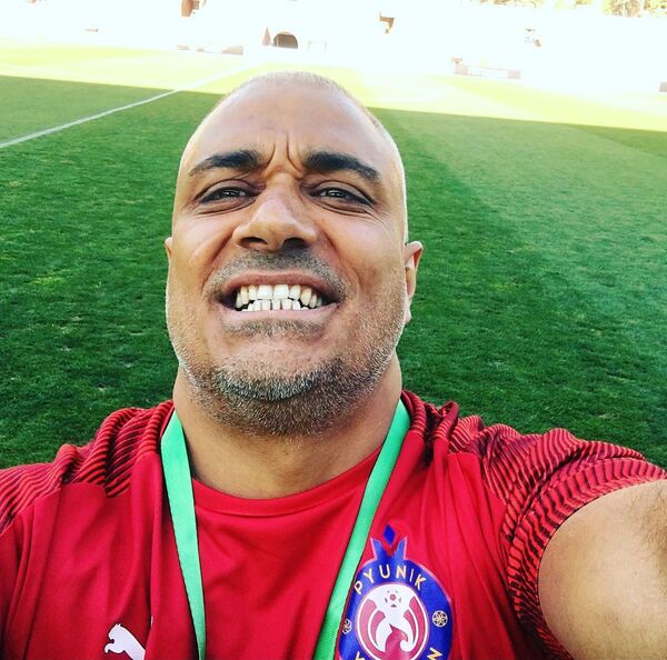 Долгожданная встреча Армения-Италия: армянские селебрити пытаются предсказать счет - Sputnik Армения