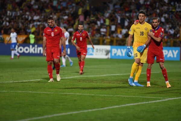 Армения - Италия 1:3. Проиграли по счёту, но не духом - Sputnik Армения