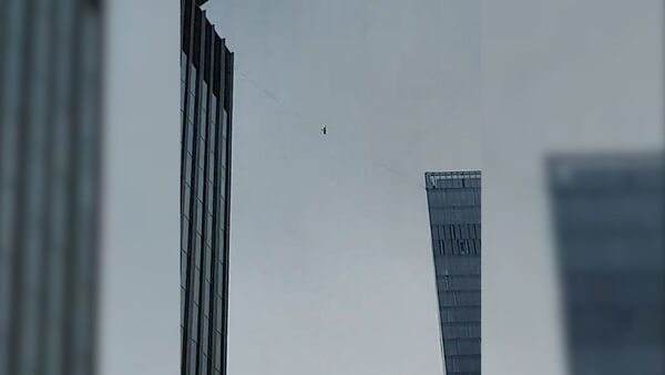 300 метров над землей: канатоходец сорвался между башнями Москва- Сити - Sputnik Արմենիա
