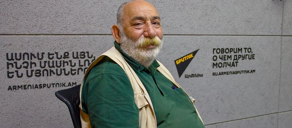 Баграт Эстукян - Sputnik Արմենիա