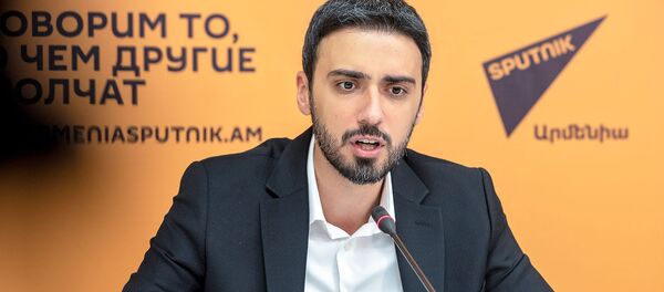 Арам Вардеванян на пресс-конференции в мультимедийном пресс-центре Sputnik Армения (7 сентября 2019). Еревaн - Sputnik Արմենիա