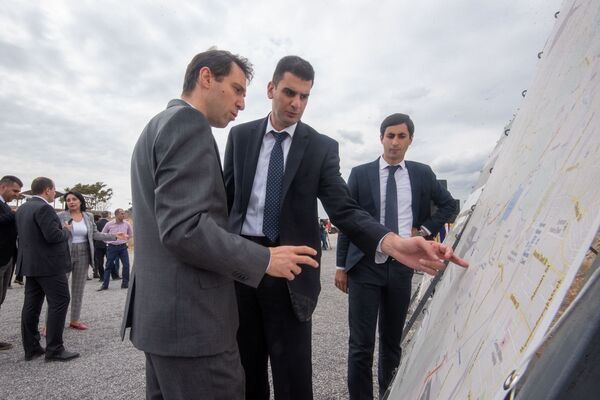 Скоростную трассу вокруг Еревана сдадут в 2021 году: мэр открыл один из участков стройки - Sputnik Армения