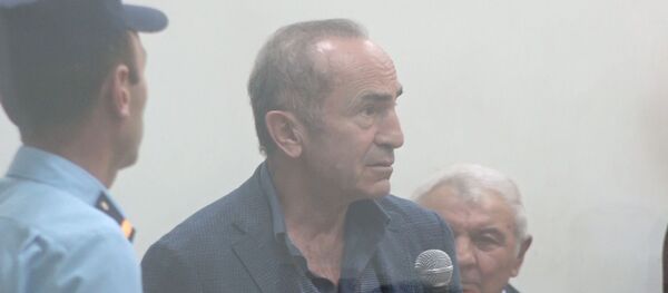 ՀՀ երկրորդ նախագահ Ռոբերտ Քոչարյանի և մյուսների գործով դատական նիստը ՀՀ երկրորդ նախագահ Ռոբերտ Քոչարյանի և մյուսների գործով դատական նիստը - Sputnik Արմենիա