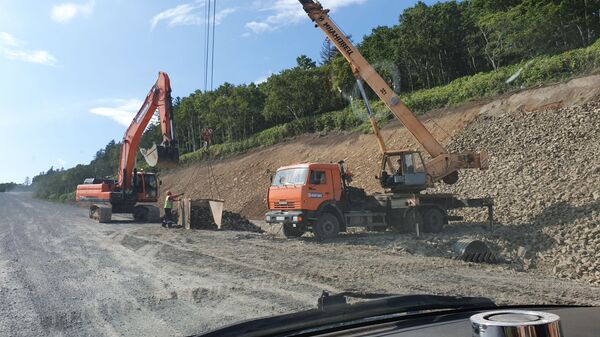 Дороги без дураков: как асфальтируется самый далекий край России - Sputnik Армения