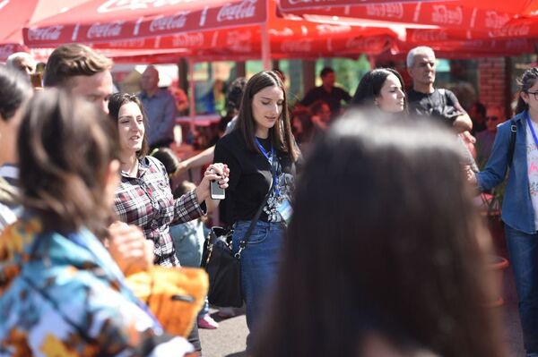 Աննախադեպ տեսարան է լինելու. Փաշինյանը հայտնեց` ինչ անակնկալ է սպասվում ձկան փառատոնին Աննախադեպ տեսարան է լինելու. Փաշինյանը հայտնեց` ինչ անակնկալ է սպասվում ձկան փառատոնին - Sputnik Արմենիա