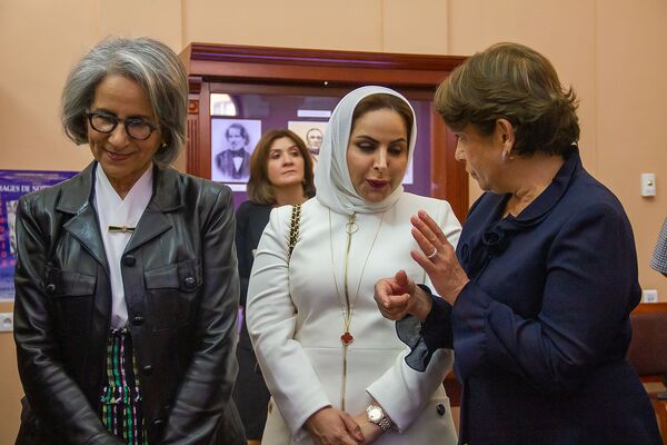 Восточные сказки на армянский лад – что восхитило жену шейха Кувейта в Ереване Восточные сказки на армянский лад – что восхитило жену шейха Кувейта в Ереване - Sputnik Армения