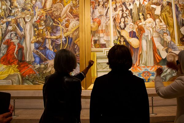 Восточные сказки на армянский лад – что восхитило жену шейха Кувейта в Ереване Восточные сказки на армянский лад – что восхитило жену шейха Кувейта в Ереване - Sputnik Армения