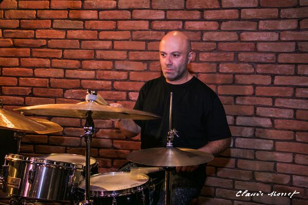 Главное, чтобы мечты апдейтились: трио Вардан Овсепян об оттенках ереванского джаза - Sputnik Армения