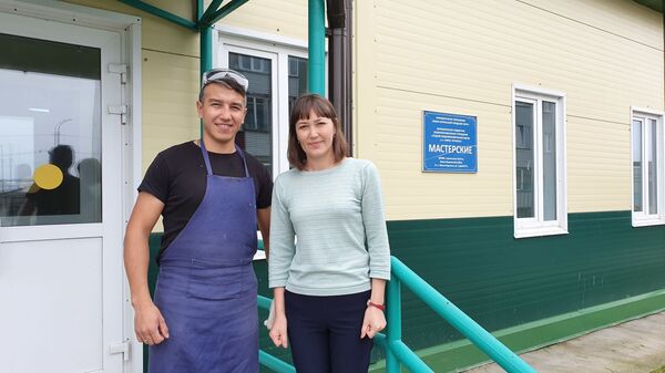 Для нас здесь санаторий: семья из Башкирии учит детей на Курилах строить роботов Для нас здесь санаторий: семья из Башкирии учит детей на Курилах строить роботов - Sputnik Армения