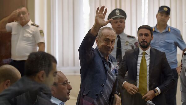 Роберт Кочарян перед началом судебного заседания по делу 1 марта (17 сентября 2019). Еревaн - Sputnik Արմենիա