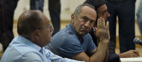 Роберт Кочарян во время судебного заседания по делу 1 марта (17 сентября 2019). Еревaн Роберт Кочарян во время судебного заседания по делу 1 марта (17 сентября 2019). Еревaн - Sputnik Արմենիա