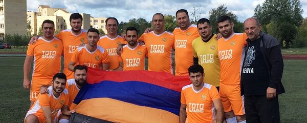 Сборная армянских журналистов по футболу Сборная армянских журналистов по футболу - Sputnik Արմենիա