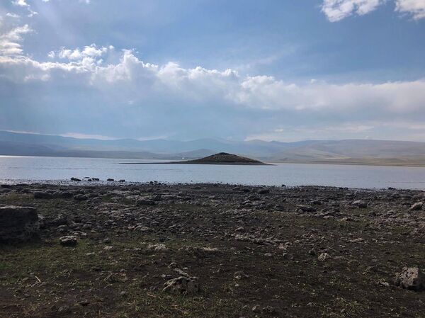 Հավքն իր թևով, օձն իր պորտով այսուհետ չի կարողանա թաքուն մուտք գործել «Արփի լիճ» - Sputnik Արմենիա