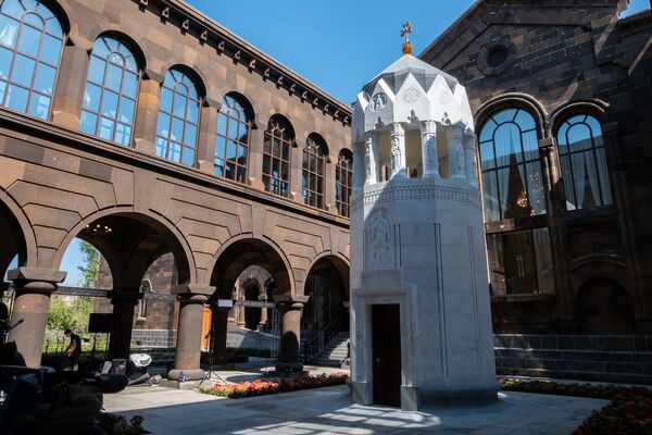 Отреставрированная резиденция Католикоса  - Sputnik Армения