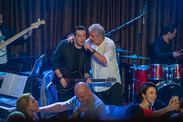 «Ես հիասքանչ հայ ընկերներ ունեմ». Սոսո Պավլիաշվիլին` հայերի ու երևանյան համերգների մասին - Sputnik Արմենիա