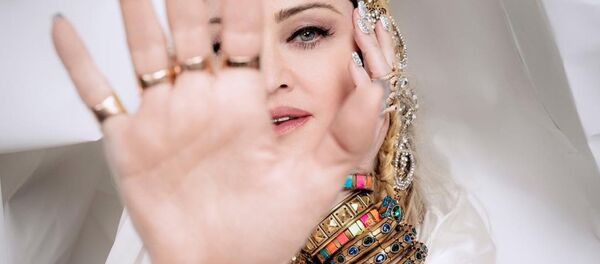 Мадонна в украшениях от Марианны Арутюнян - Sputnik Արմենիա